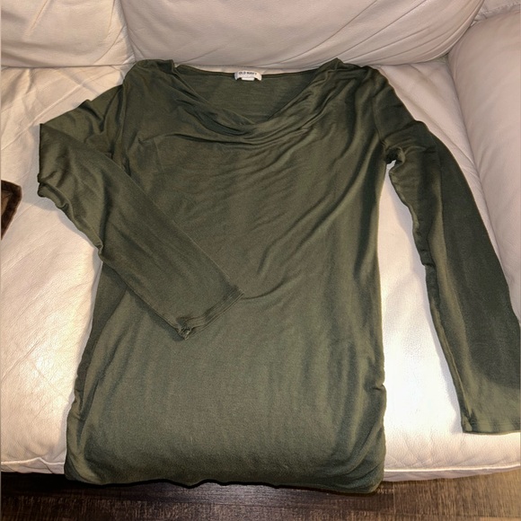 Green Sweater - Picture 2 of 5